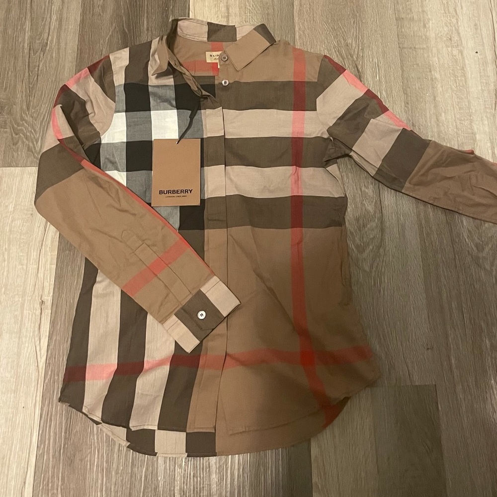 COPY - Womens Burberry Plaid Button Down Shirt